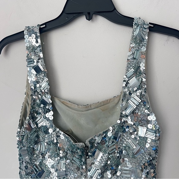 Alice and Olivia Addie Sequin-Embellished Bodycon Mini Dress Size 4 Homecoming◼️ - Picture 8 of 14